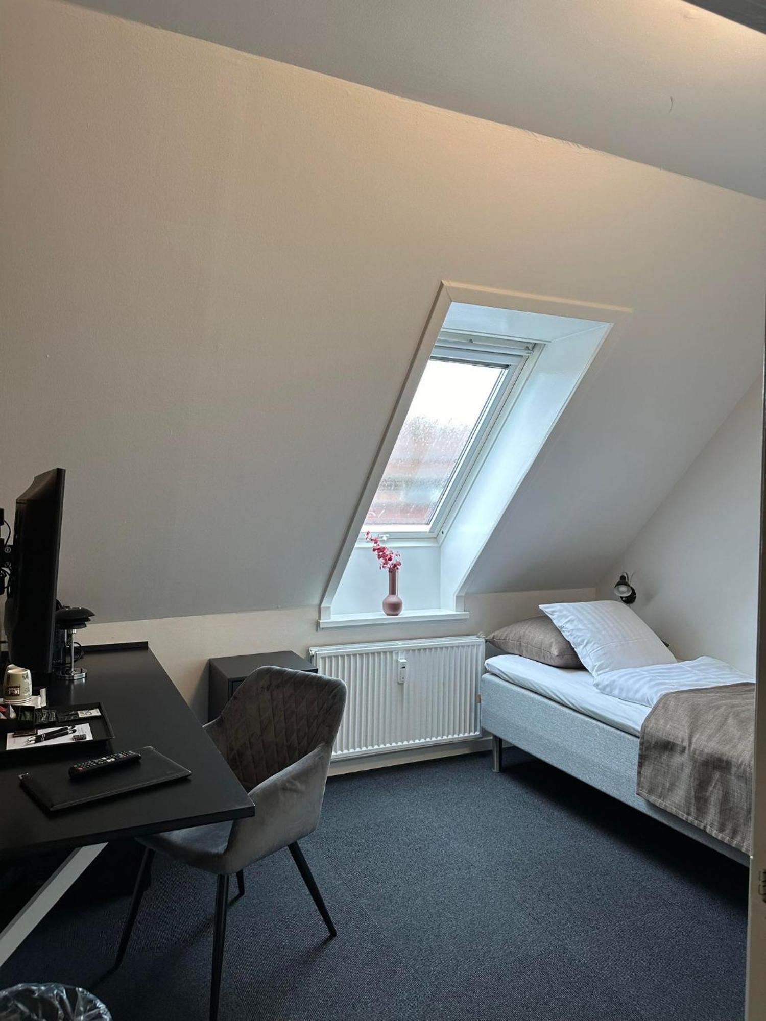 Visionhouse Hotel Frederikssund Exteriör bild